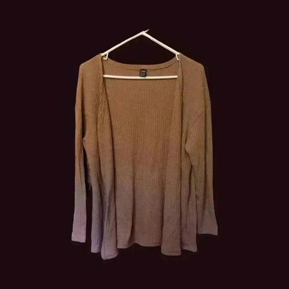 Soft Airy Cardigan by Shein - Picture 2 of 4